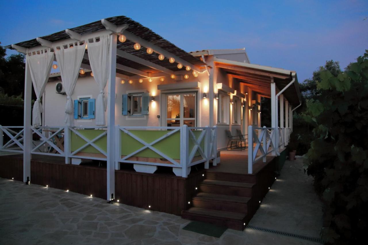 Blue Sky Cottage, Kanouli Beach Halikounas Exterior photo